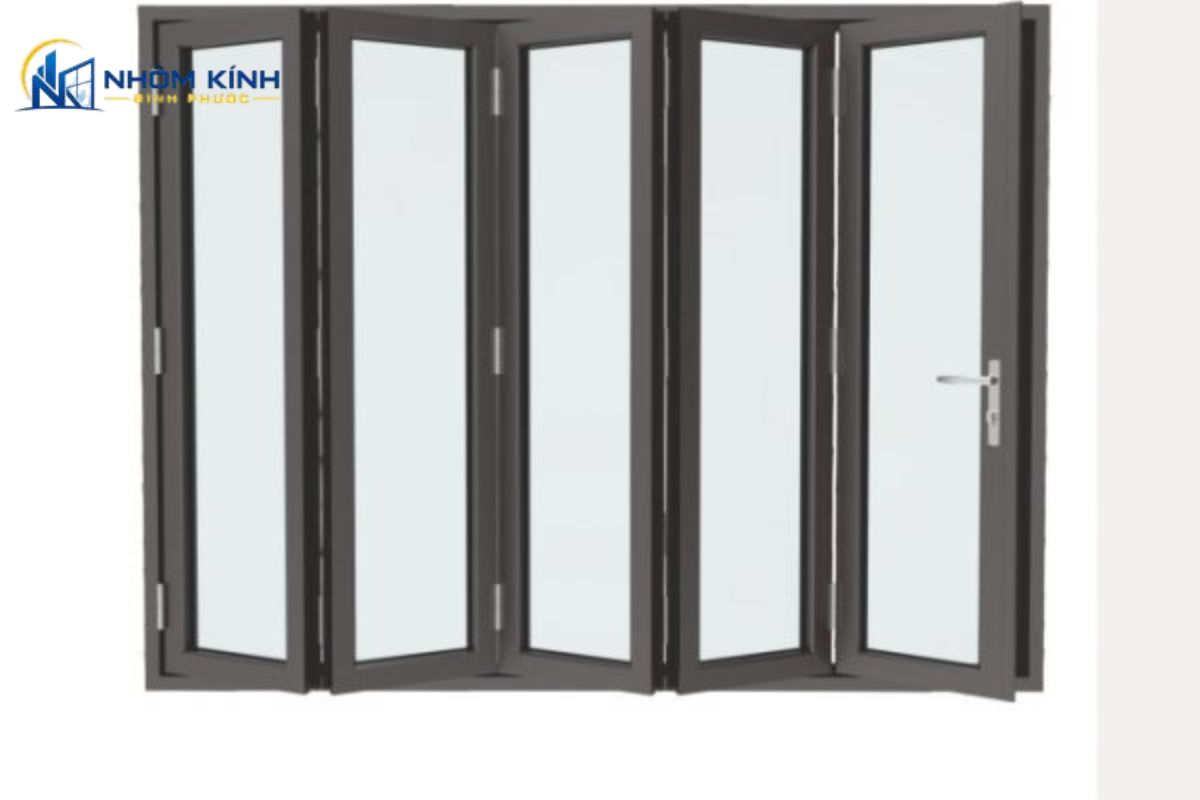 Cửa xếp trượt bằng cửa nhôm Xingfa Quảng Đông thiết kế gấp gọn về một hoặc hai bên giúp giải phóng toàn bộ không gian mặt tiền cho biệt thự, nhà hàng và quán cafe