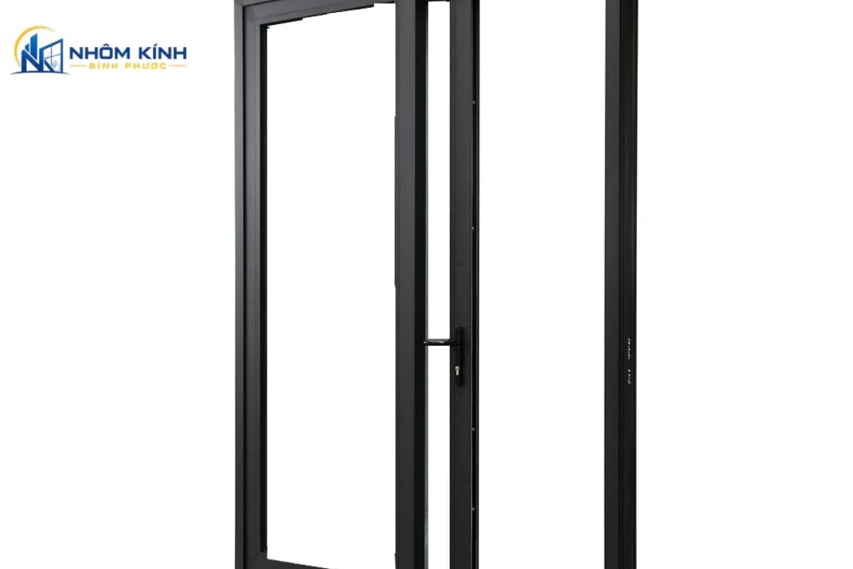 Cửa sổ lùa 1 cánh kích thước 600–900 x 1200–1700 mm, nhôm dày 1,2–1,4 mm, kính an toàn 8–10 mm, phù hợp nhiều không gian